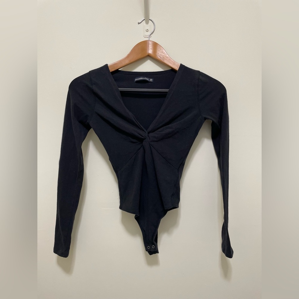 Abercrombie black twist front bodysuit, XS